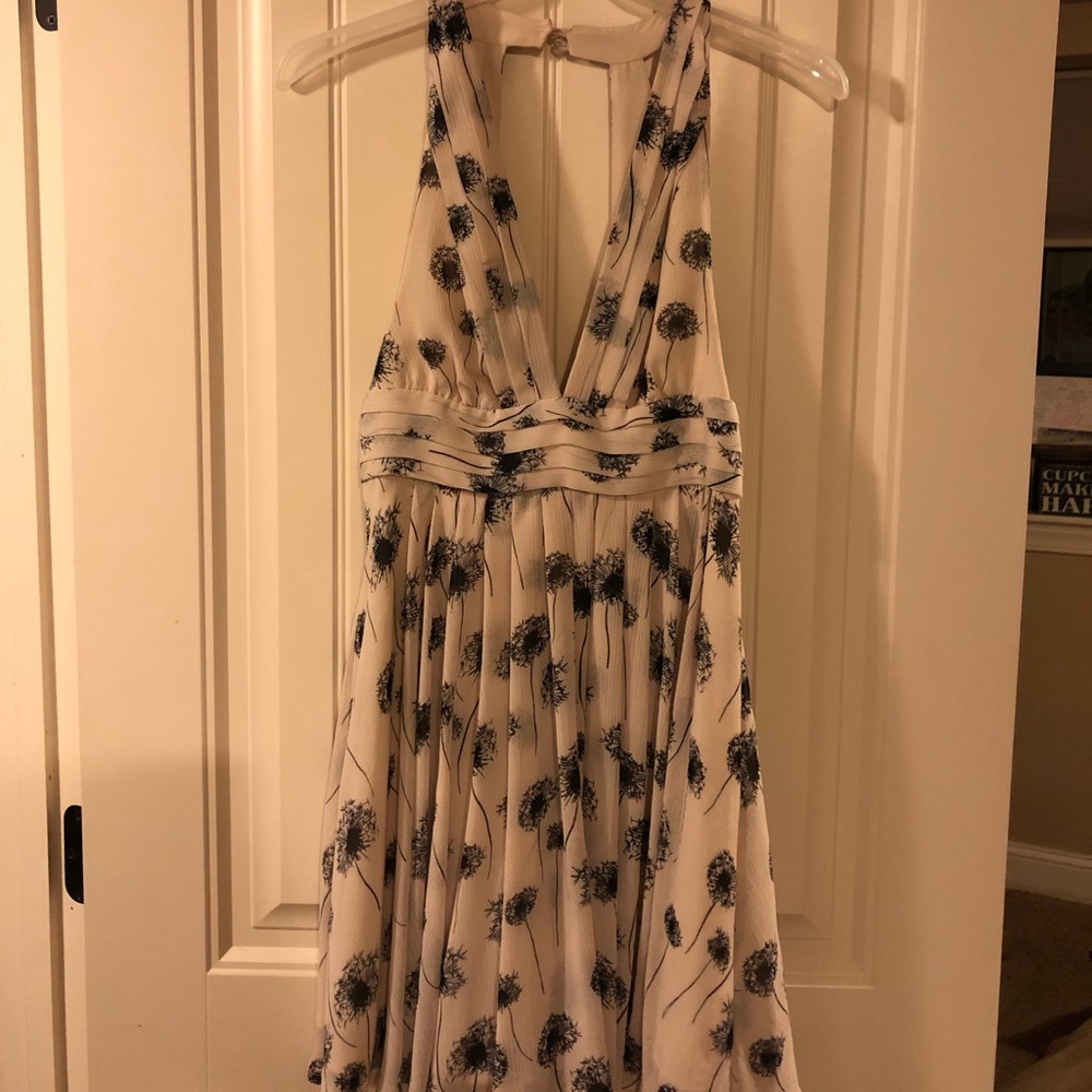 Open back, floral dress